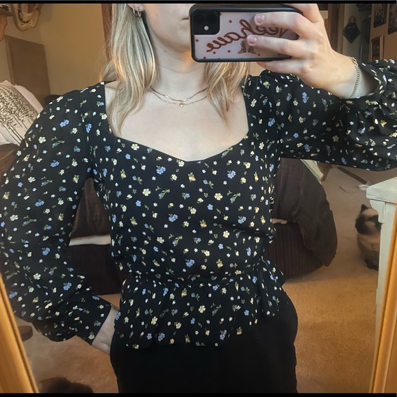 Reformation Valencia Top - Picture 5 of 5